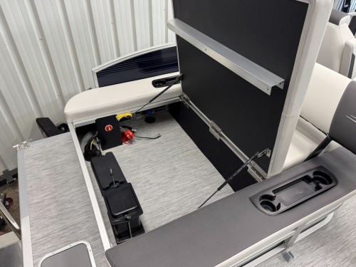 2026 BENNINGTON 22SSB W/ 150HP YAMAHA O/B