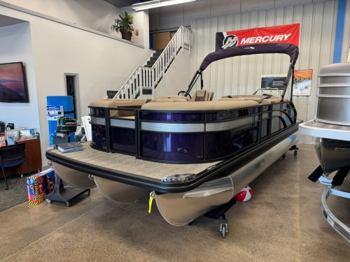 2026 BENNINGTON 22SXSB W/ 200HP MERCURY O/B