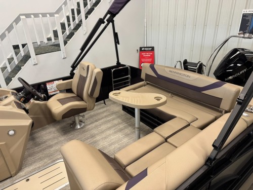 2026 BENNINGTON 22SXSB W/ 200HP MERCURY O/B