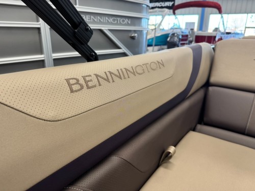 2026 BENNINGTON 22SXSB W/ 200HP MERCURY O/B