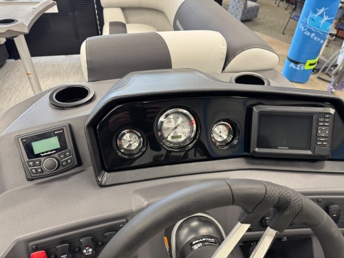 2026 BENNINGTON 22SSR W/ 150HP MERCURY O/B