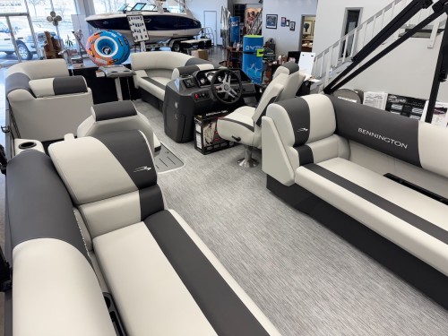 2026 BENNINGTON 22SSR W/ 150HP MERCURY O/B