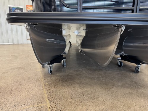 2026 BENNINGTON 22SSR W/ 150HP MERCURY O/B