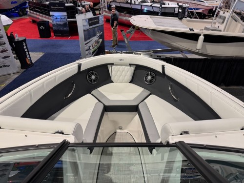 2026 REGAL 21 OBX W/ 200 YAMAHA O/B