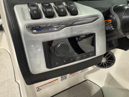 2026 REGAL 21 OBX W/ 200 YAMAHA O/B