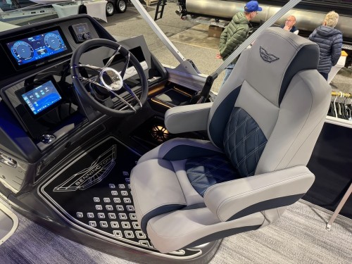 2026 BENNINGTON 23RSB W/ 250HP MERCURY O/B