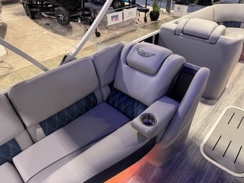 2026 BENNINGTON 23RSB W/ 250HP MERCURY O/B