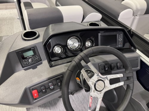 2026 BENNINGTON 22SSR W/ 150HP YAMAHA O/B