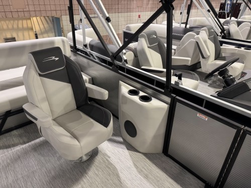 2026 BENNINGTON 22SSB W/ 150HP YAMAHA O/B