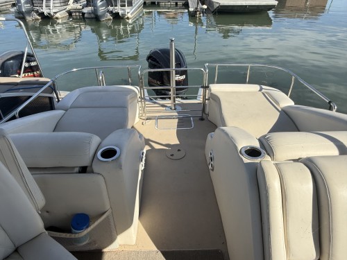 2012 BENNINGTON 2275 RCW