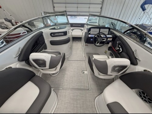 2026 Crownline E255 Deck Boat W/ 6.2L Merc Mag