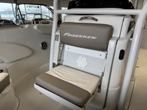 2025 FINSEEKER BY CROWNLINE 230 CC W/ MERCURY 300 O/B