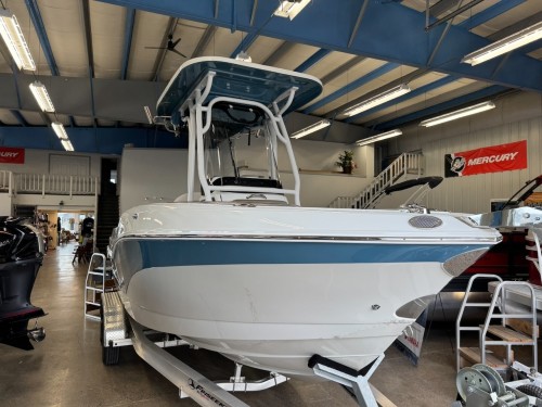 2025 FINSEEKER BY CROWNLINE 230 CC W/ MERCURY 300 O/B