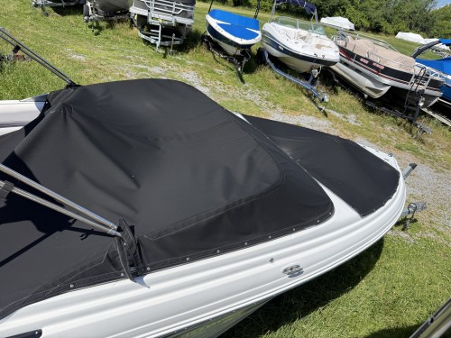 2012 CROWNLINE 215 SS W/ V8 MPI &  VENTURE CUSTOM TANDEM TRAILER