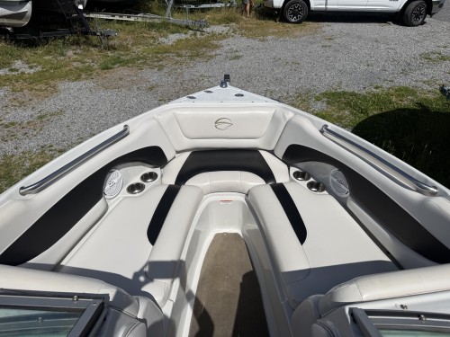 2012 CROWNLINE 215 SS W/ V8 MPI &  VENTURE CUSTOM TANDEM TRAILER