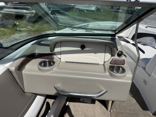 2012 CROWNLINE 215 SS W/ V8 MPI &  VENTURE CUSTOM TANDEM TRAILER