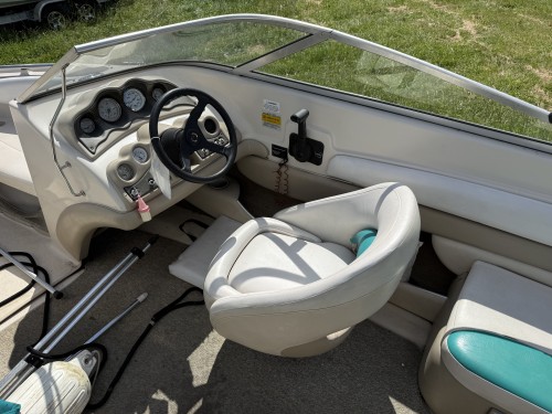 TEAL GLASTRON W/ VOLVO ENGINE