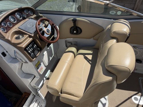 2012 CROWNLINE 260 CR W/ 350 MAG MPI BIII I/O