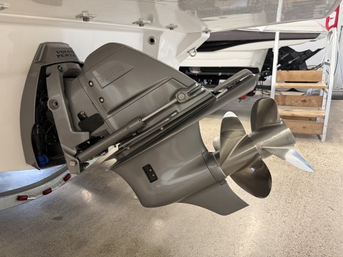2027 LS4 W/ VOLVO V8 350 EVC2 DP CAT