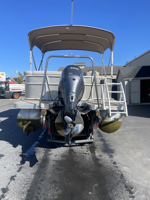 2019 BENNINGTON 21SLX