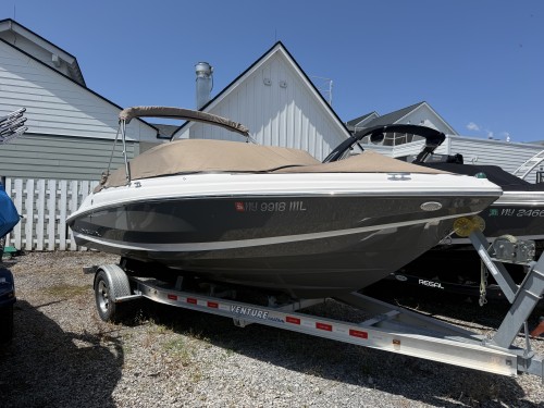 2017 Regal 2000 ES W/ VOLVO 4.3 I/O W/ SINGLE AXLE VENTURE TRAILER