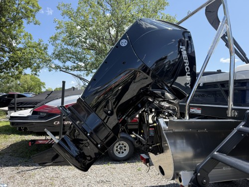 2027 BENNIGNTON 22S1SB W/ MERC 200 HP