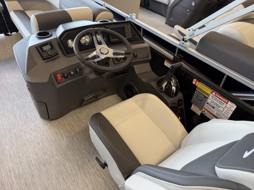 2027 22S1SR W/ MERC 150 HP EFI
