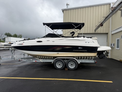 2004 CHAPARREL SUNESTA 236 W/ MERCURY ENGINE