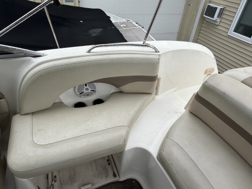 2004 CHAPARREL SUNESTA 236 W/ MERCURY ENGINE