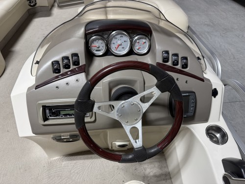 2008 BENNINGTON 2575 W/ YAMAHA ENGINE