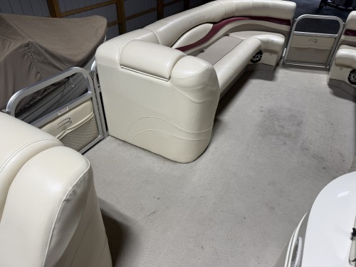 2008 BENNINGTON 2575 W/ YAMAHA ENGINE