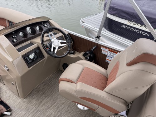 2022 BENNINGTON 22LSR W/ YAMAHA 150