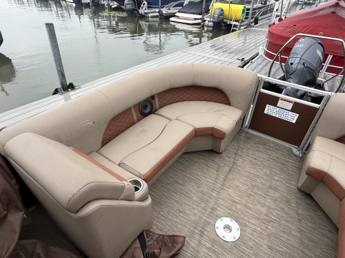 2022 BENNINGTON 22LSR W/ YAMAHA 150