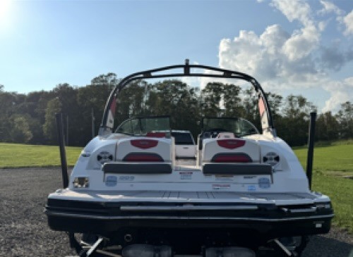 2017 CHAPARRAL 223 VORTEX VRX W/ TANDEM AXLE TRAILER