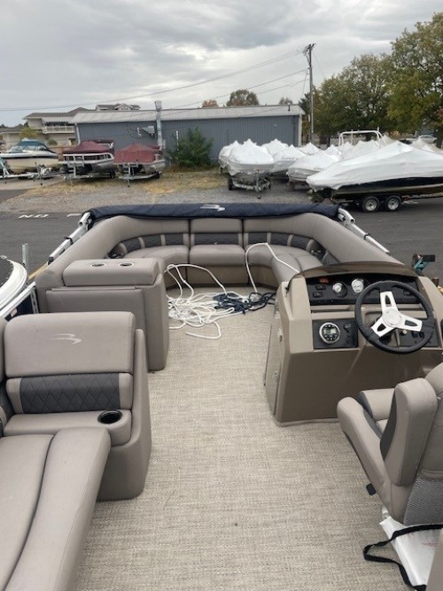 2018 BENNINGTON 25 SSRFBXB PONTOON BOAT  W/ YAMAHA F 250 4 STROKE O/B