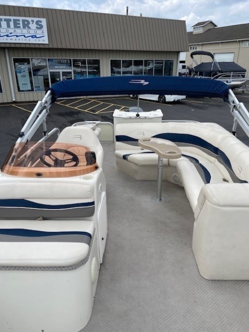 2006 BENNINGTON 2050 FSI PONTOON BOAT W/ YAMAHA 75 4 STROKE O/B W/ YACHT CLUB TRAILER