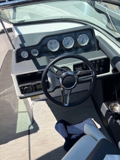 2018 REGAL 2300 BR W/ VOLVO 350 I/O