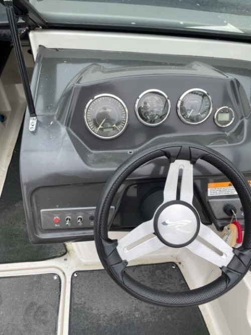2015 SEA RAY 210 SLX W/ 5.0 I/O W/ DOUBLE AXLE TRAILER