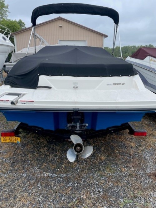 2015 SEA RAY 210 SLX W/ 5.0 I/O W/ DOUBLE AXLE TRAILER