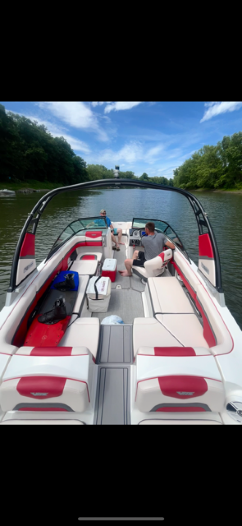 2017 CHAPARRAL 223 VORTEX VRX W/ TANDEM AXLE TRAILER