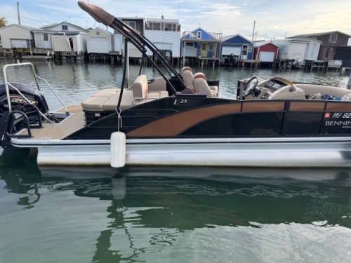 2023 BENNINGTON 23 LTSB W/ YAMAHA 250 V MAX SHO O/B