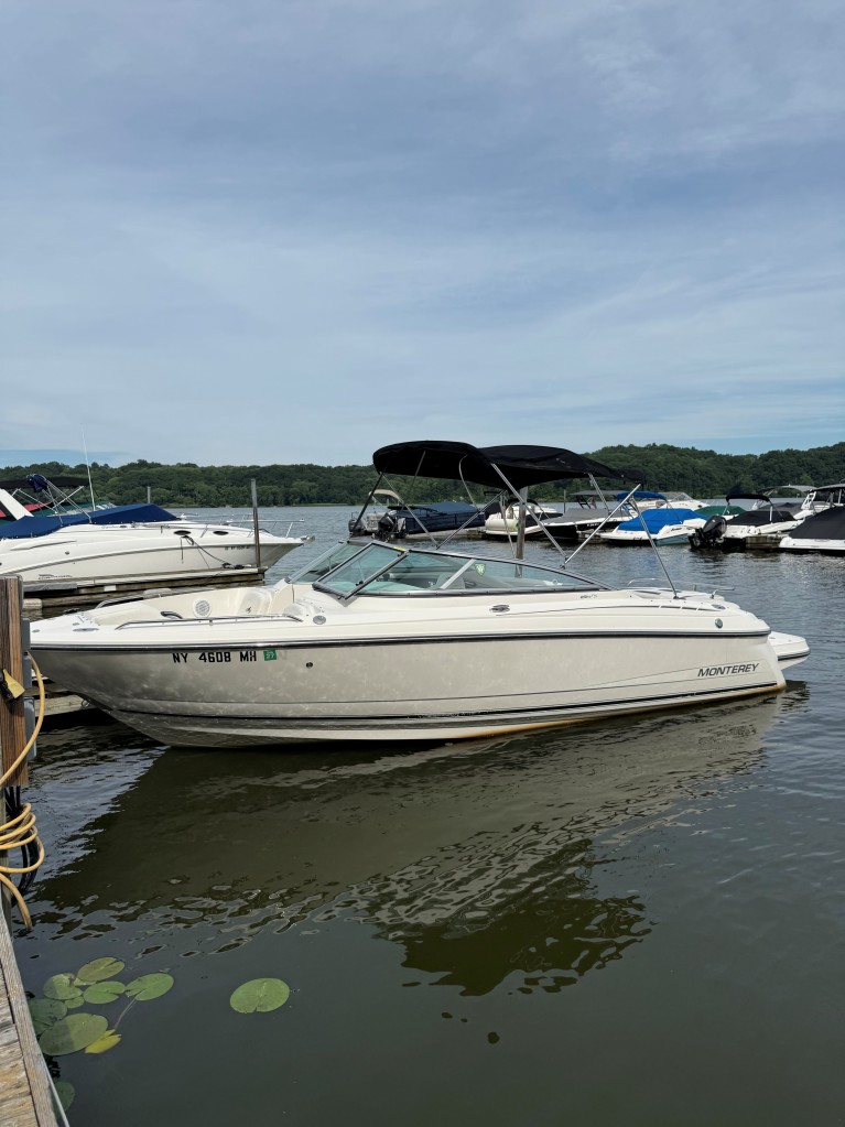2010 MONTEREY 234 FS OPEN BOW W/ 5.7 MERCRUISER I/0 W/ 2013 EAGLE DOUBLE AXLE TRAILER