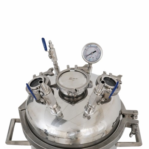 12" Pressurized Buchner Funnel with 50L or 100L Keg