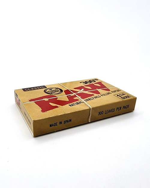 Raw 300's Classic 1 1/4 Size Paper