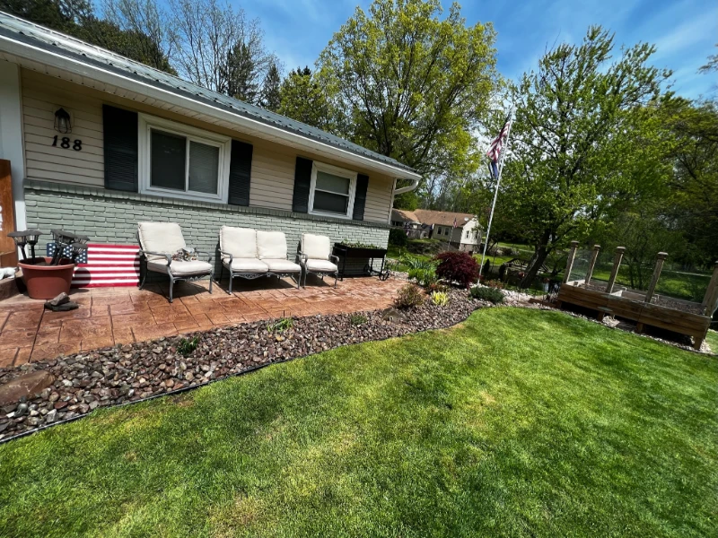 landscaping around walkway