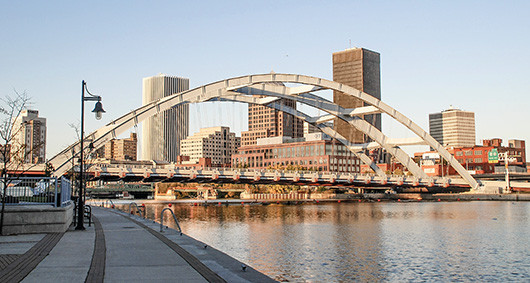 rochester ny skyline river bridge