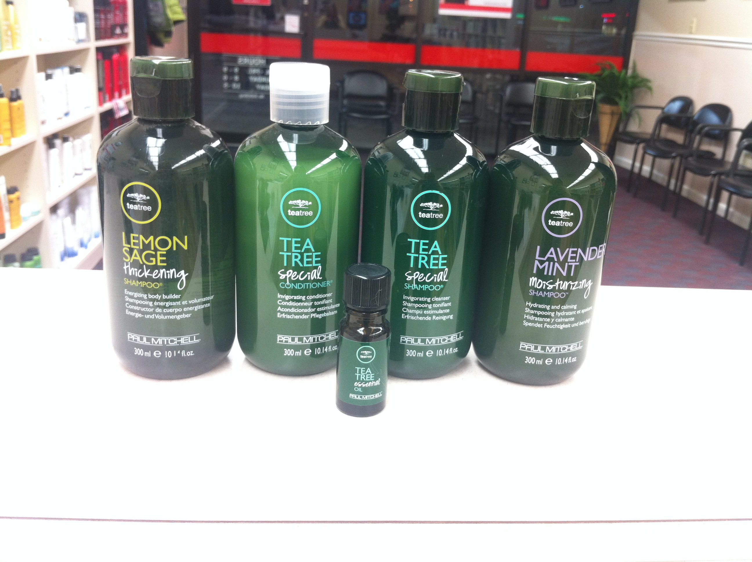 🌟 Must Have 🌟 The Tea Tree Lemon and Sage Thickening Shampoo