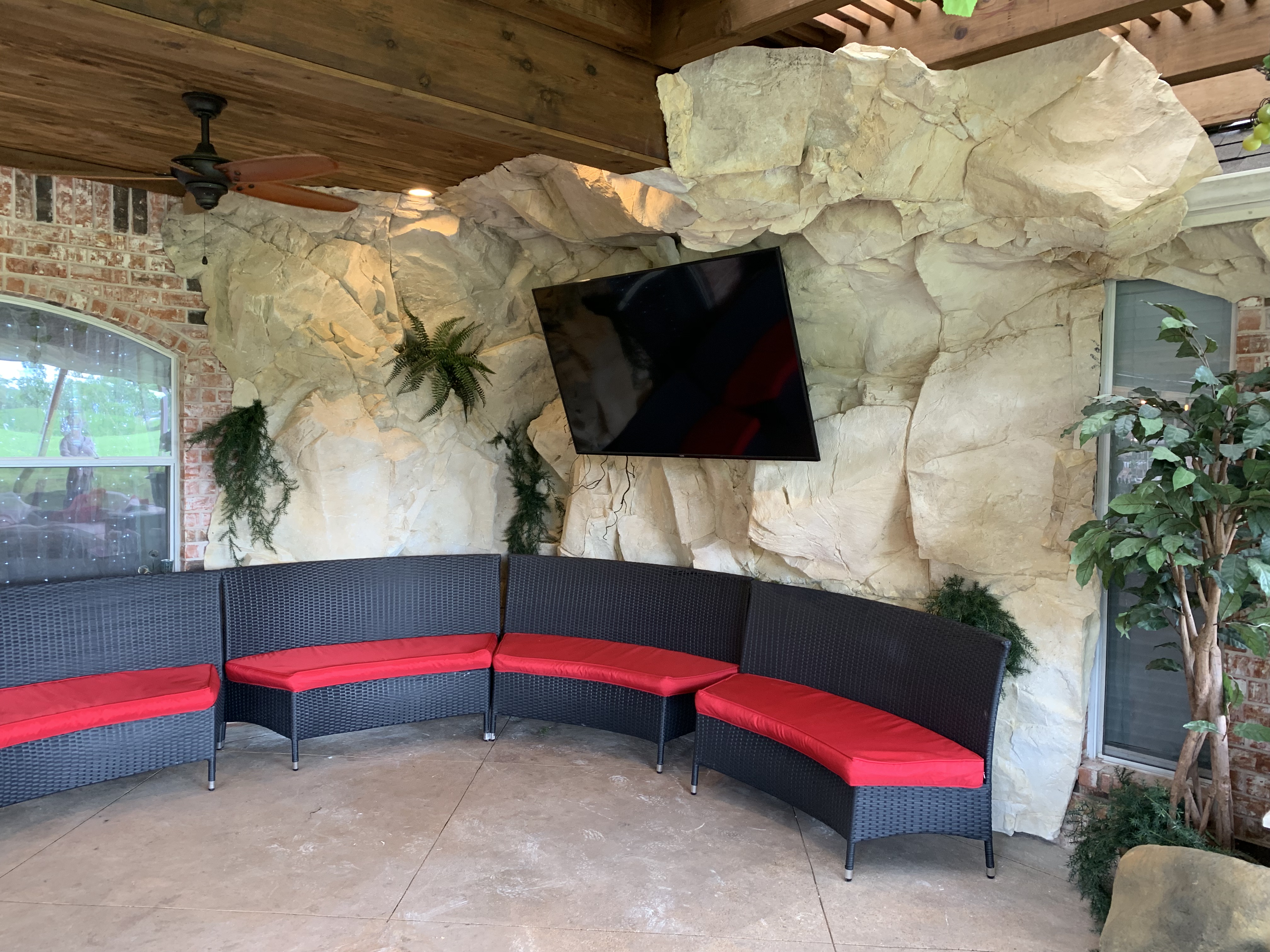 Man Cave Walls | Universal Rocks