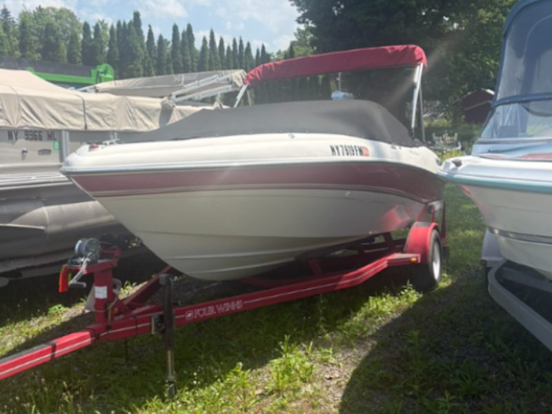 1998 Four Winns 180 Horizon with trailer