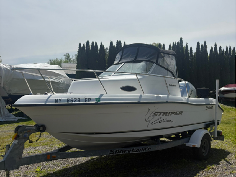 2000 SeaSwirl Striper 1851WA